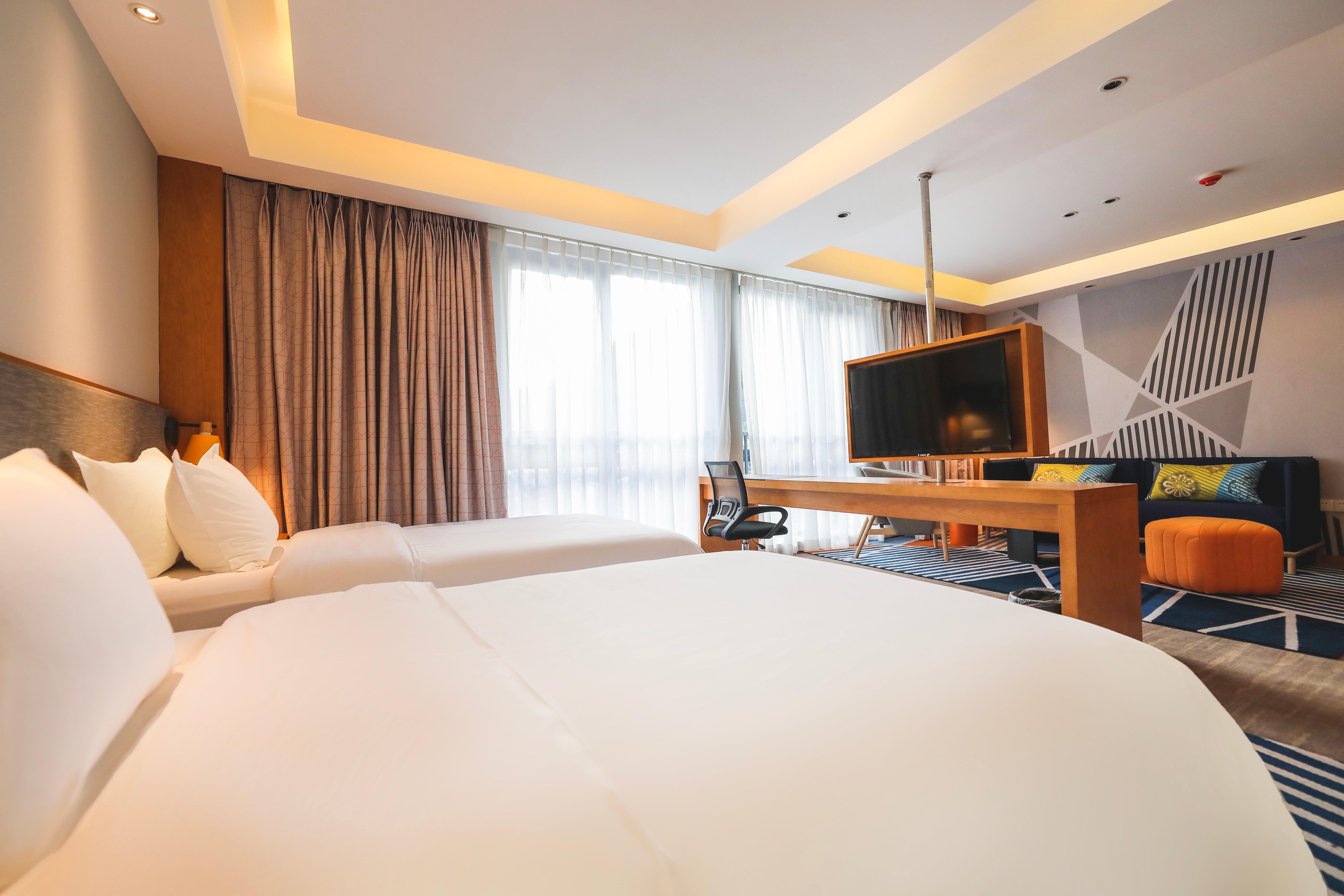 Holiday Inn Express Daocheng Yading, An Ihg Hotel Экстерьер фото