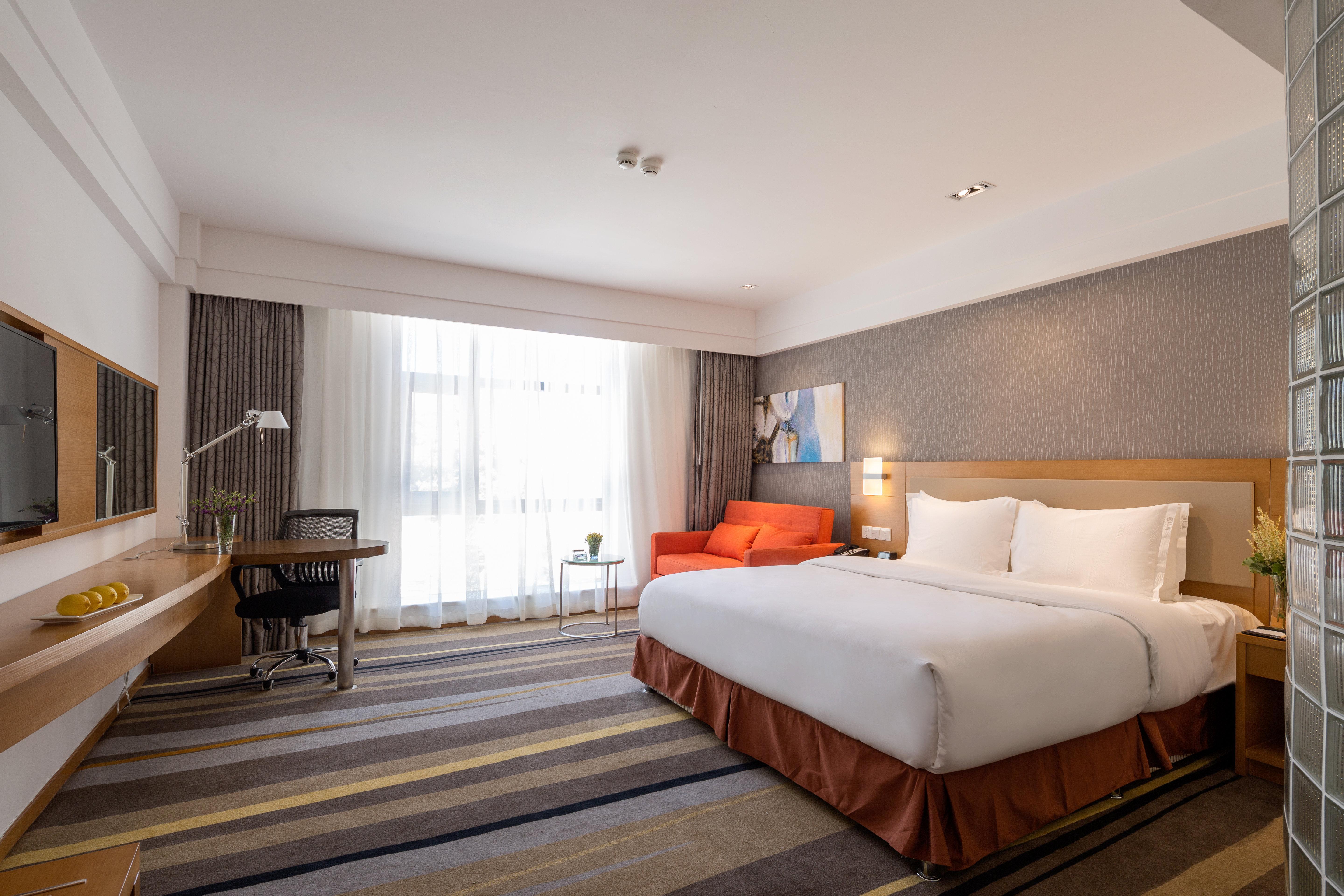 Holiday Inn Express Daocheng Yading, An Ihg Hotel Экстерьер фото