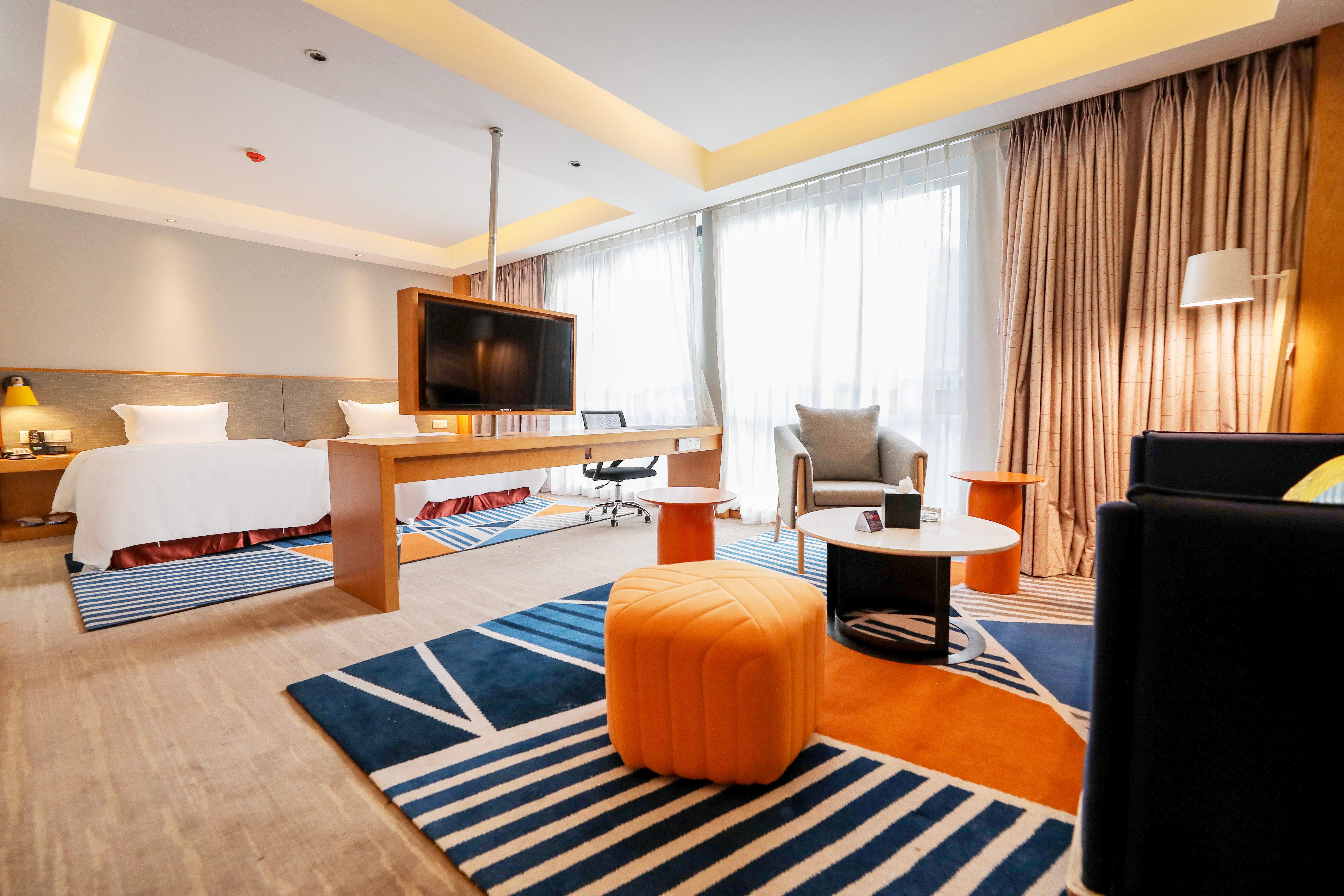Holiday Inn Express Daocheng Yading, An Ihg Hotel Экстерьер фото