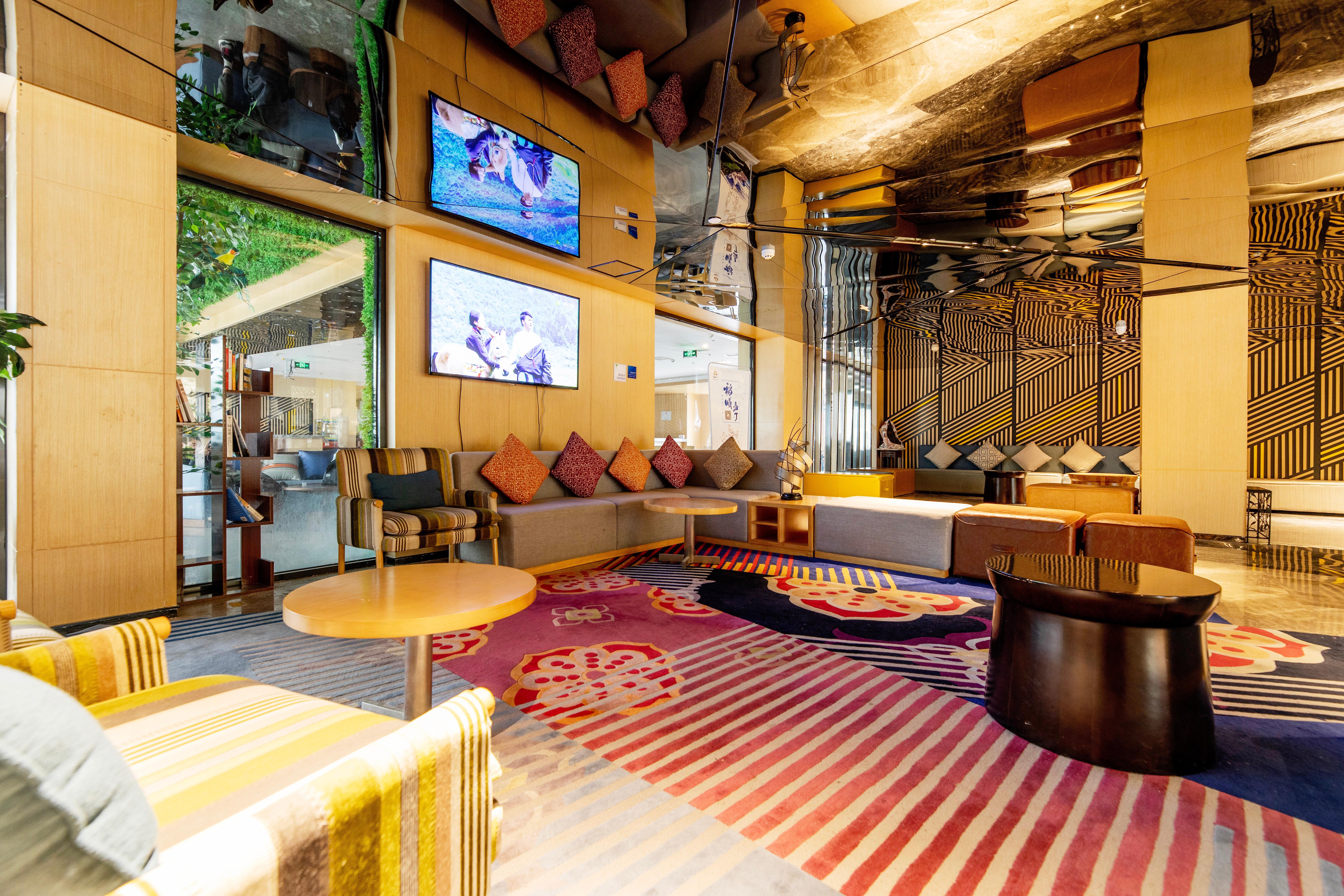 Holiday Inn Express Daocheng Yading, An Ihg Hotel Экстерьер фото