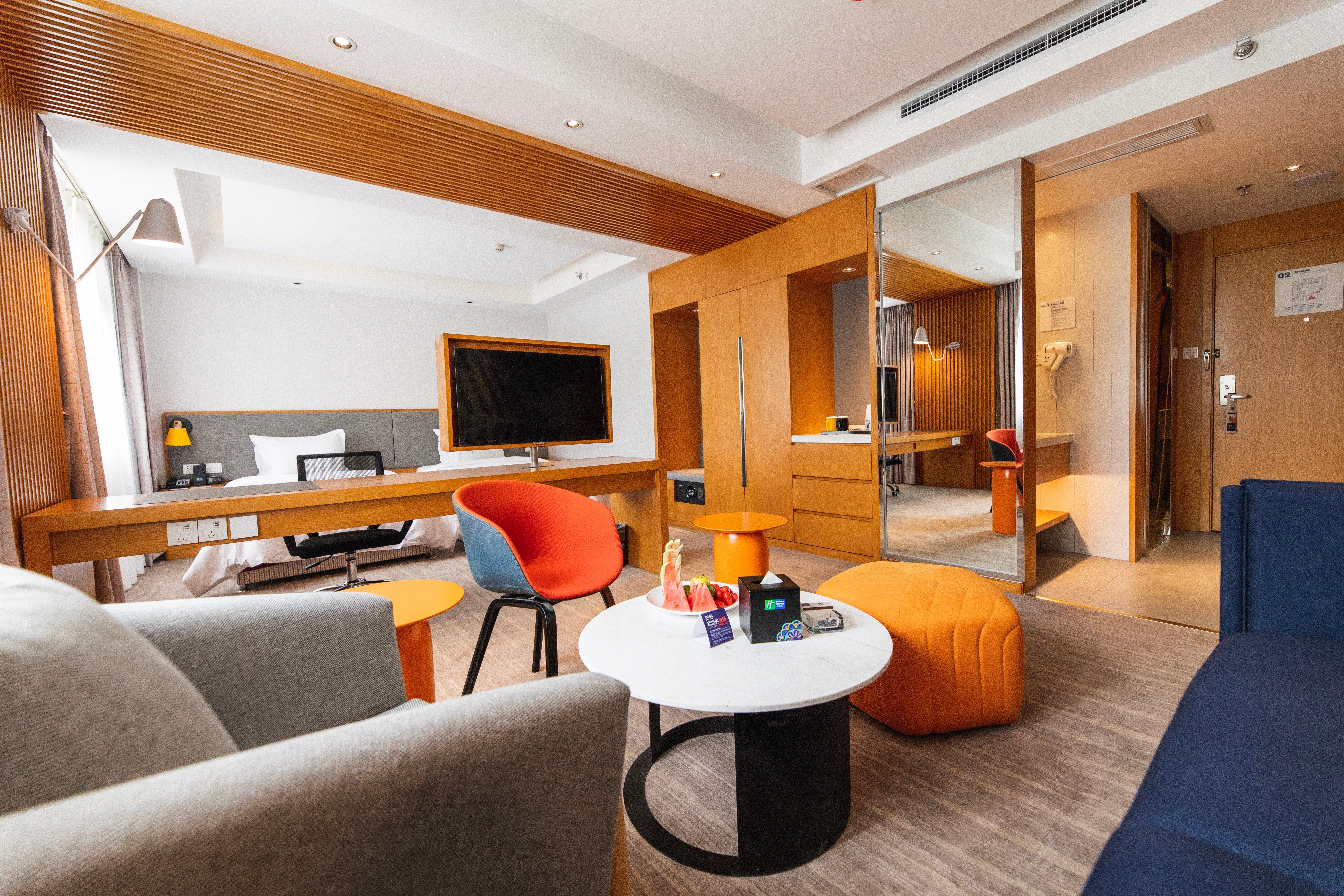 Holiday Inn Express Daocheng Yading, An Ihg Hotel Экстерьер фото
