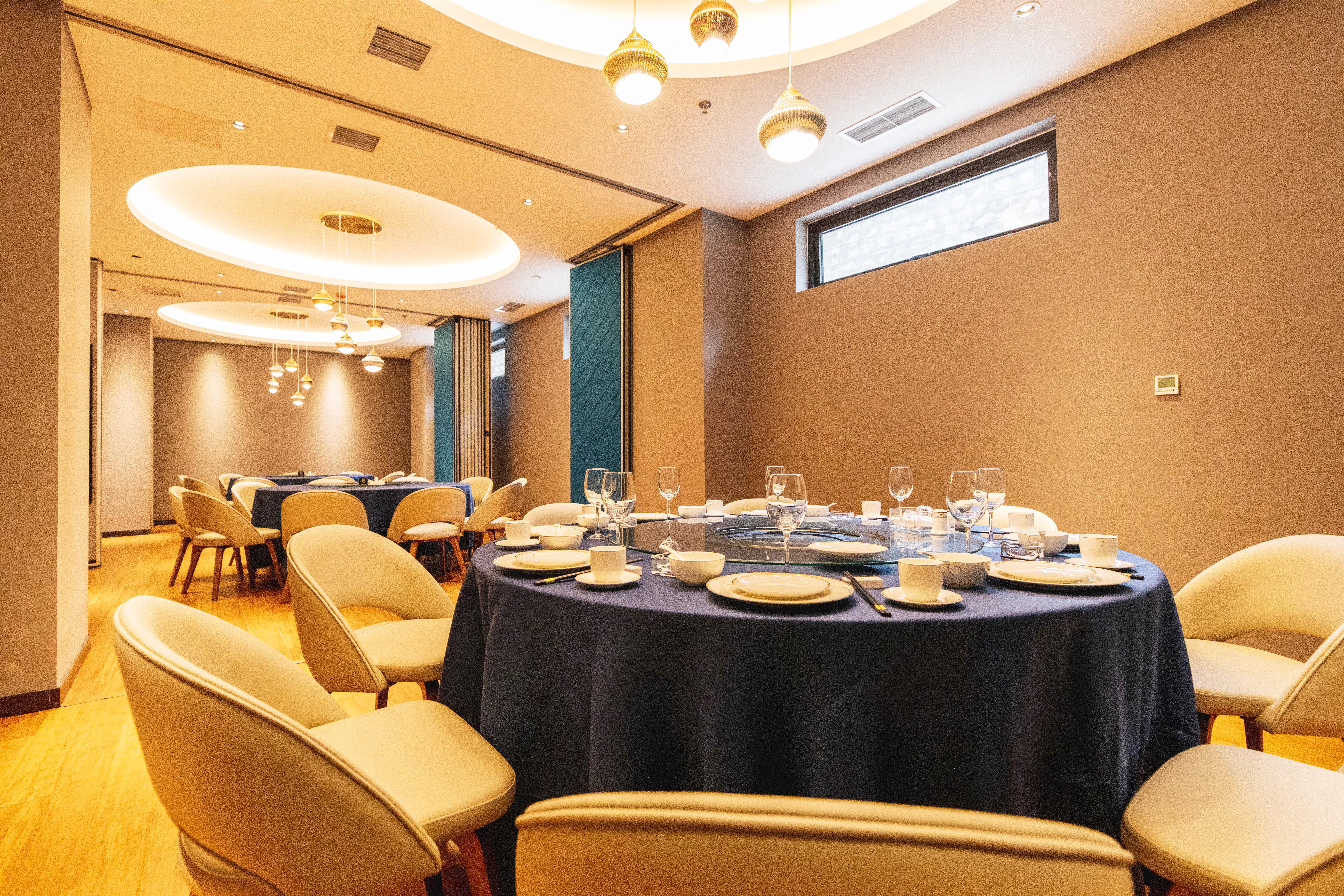 Holiday Inn Express Daocheng Yading, An Ihg Hotel Экстерьер фото